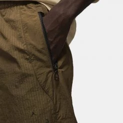 Jordan 23Enginnered Ανδρικό Παντελόνι Φόρμας LIGHT OLIVE -Lifestyle Ρούχα Εκπτώσεις jordan m j 23e woven pant 2