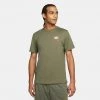 Jordan Flight Essentials Ανδρικό T-Shirt MEDIUM OLIVE/LIGHT CURRY/LIGHT CURRY -Lifestyle Ρούχα Εκπτώσεις jordan m j flt ess jdn air gfx crew