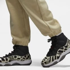 Jordan Flight Fleece Γυναικείο Παντελόνι Φόρμας CEMENT GREY 9 Jordan Flight Fleece Γυναικείο Παντελόνι Φόρμας CEMENT GREY -Lifestyle Ρούχα Εκπτώσεις jordan w j flt flc pant 19