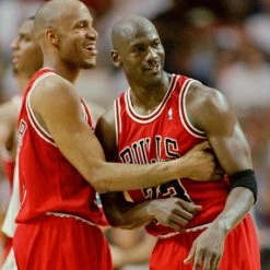 Mitchell & Ness Michael Jordan Chicago Bulls Road Finals 1995-96 Φανέλα Μπάσκετ RED -Lifestyle Ρούχα Εκπτώσεις mitchell ness authentic jersey 95 chicago bull 6