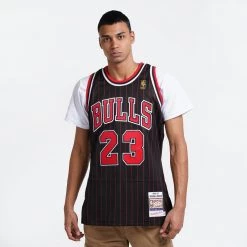 Mitchell & Ness Michael Jordan Chicago Bulls Authentic Alternate 1996-97 Ανδρικό Jersey BLACK STRIPES