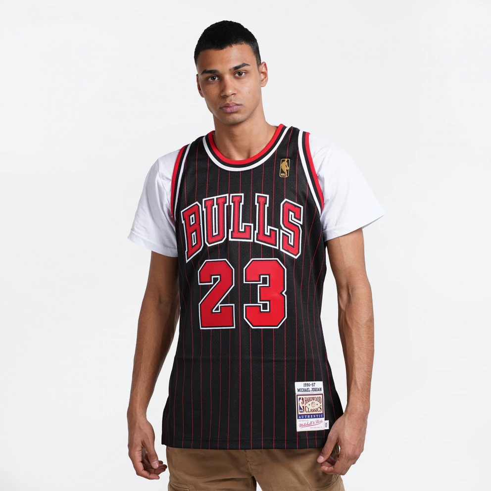 Mitchell & Ness Michael Jordan Chicago Bulls Authentic Alternate 1996-97 Ανδρικό Jersey BLACK STRIPES 3 Mitchell & Ness Michael Jordan Chicago Bulls Authentic Alternate 1996-97 Ανδρικό Jersey BLACK STRIPES