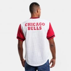 Mitchell & Ness Fashion Mesh V-Neck Chicago Bulls Ανδρικό T-shirt WHITE -Lifestyle Ρούχα Εκπτώσεις mitchell ness fashion mesh v neck chicago bulls 1