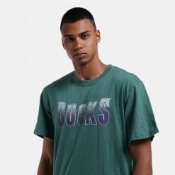 Mitchell & Ness NBA Milwaukee Bucks Legendary Slub Men's T-Shirt DARK GREEN 10 Mitchell & Ness NBA Milwaukee Bucks Legendary Slub Men's T-Shirt DARK GREEN -Lifestyle Ρούχα Εκπτώσεις mitchell ness legendary slub ss tee 13