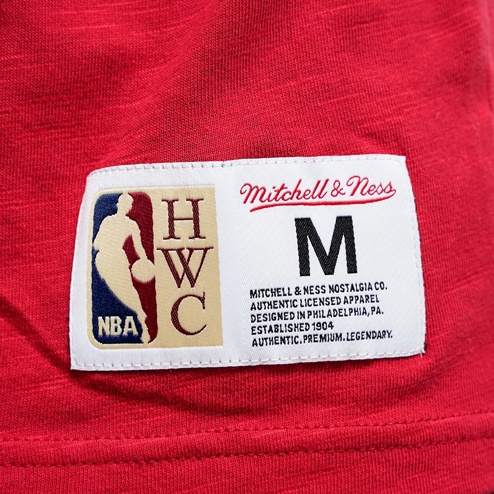 Mitchell & Ness NBA Chicago Bulls Legendary Slub Men's T-shirt Scarlet 7 Mitchell & Ness NBA Chicago Bulls Legendary Slub Men's T-shirt Scarlet - Image 5