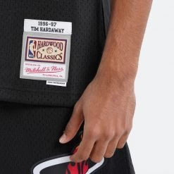 Mitchell & Ness Miami Heat Tim Hardaway Jersey 1996-97 Black 10 Mitchell & Ness Miami Heat Tim Hardaway Jersey 1996-97 Black -Lifestyle Ρούχα Εκπτώσεις mitchell ness nba swingman jersey heat 96 97tim 3