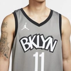 Jordan NBA Kyrie Irving Brooklyn Nets Statement Edition Men's Jersey DARK STEEL GREY/BLACK/IRVING KYRIE -Lifestyle Ρούχα Εκπτώσεις nike bkn m swgmn jsy stmt 20 4