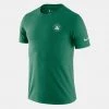 Nike Boston Celtics Ανδρικό T-Shirt CLOVER 2 Nike Boston Celtics Ανδρικό T-Shirt CLOVER -Lifestyle Ρούχα Εκπτώσεις nike bos m nk es core lgo ss tee