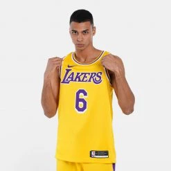 Nike NBA LeBron James Los Angeles Lakers Icon Edition Ανδρική Φανέλα Μπάσκετ AMARILLO/FIELD PURPLE/LEBRON JAMES -Lifestyle Ρούχα Εκπτώσεις nike lal m nk swgmn jsy icon 20 4