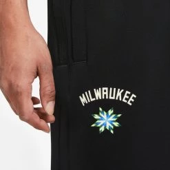 Nike NBA Milwaukee Bucks Ανδρικό Παντελόνι Φόρμας BLACK/WHITE -Lifestyle Ρούχα Εκπτώσεις nike mil m nk df shwtm pnt ce 2
